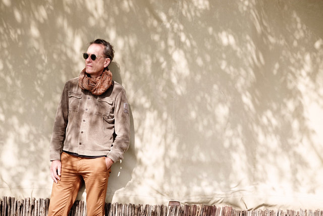 Richard E Grant