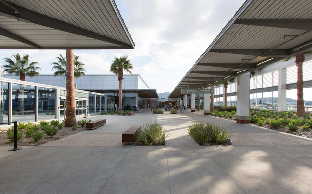 Lena_LBairportSct-023.jpg