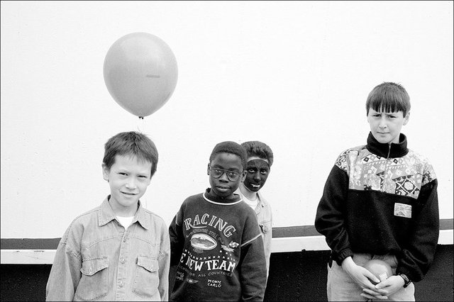 Boys with a Balloon