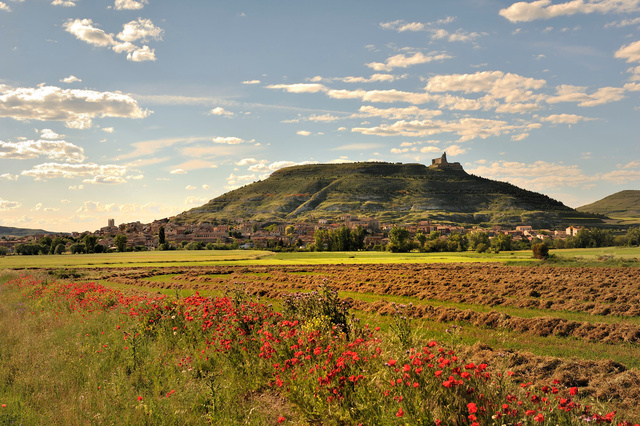 Le village de Castrojeriz, Castille