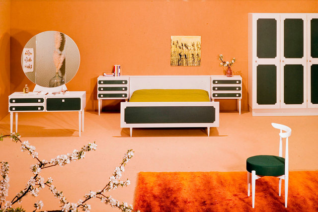 jaren '60 meubels in de studio op 13x18 kodak ektachrome