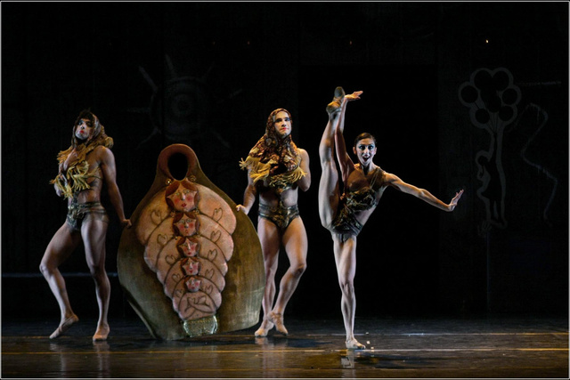 Coreografia e regia di Mario Piazza