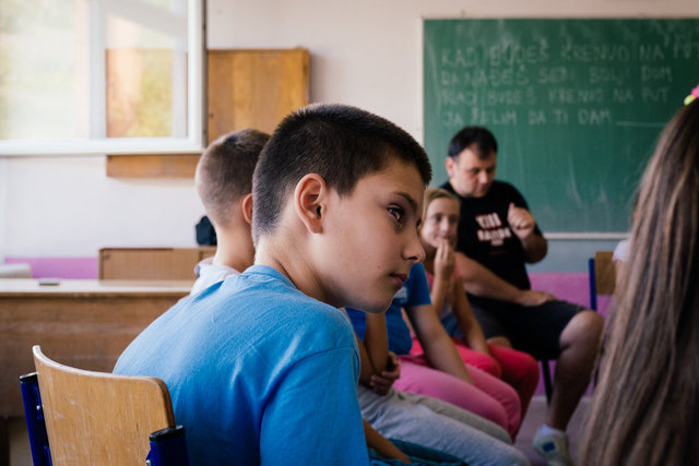 Music and art therapy in a school in Skelani.