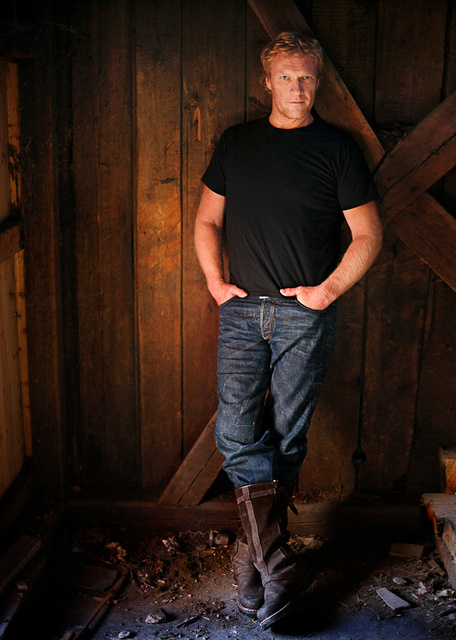 Sven Nordin for Tara