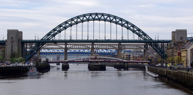 Tyne Quayside (15) VB.JPG