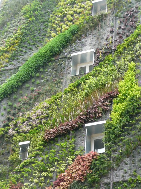 Près de la rue d'Aboukir, Paris - mai 2013