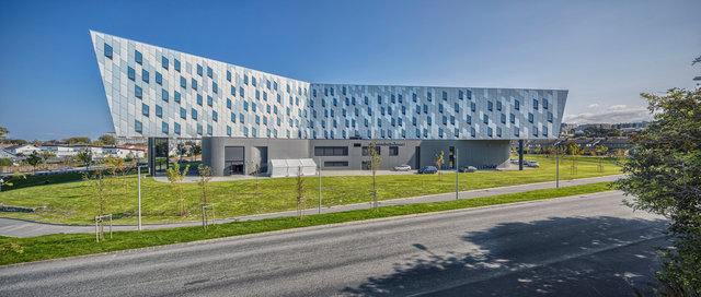 Clarion Energy Hotel