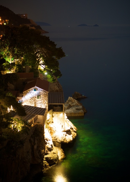 Casa iluminada em Dubrovnik