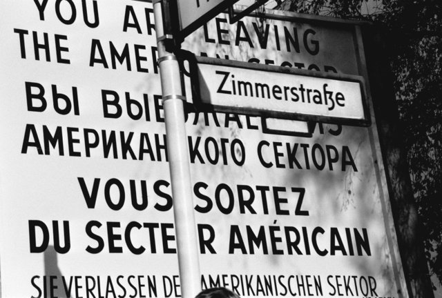 berlijn checkpoint charlie