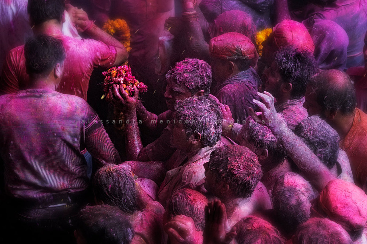 IT'S TIME FOR HOLI