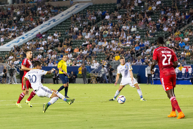 Lena_Galaxy_FC-Dallas_0150.jpg