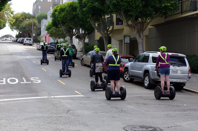 Segway riders on Lombard Street (1) VB.JPG