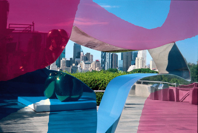 Skyline through Jeff Koons sculpture on Metropolitan Museum Roof