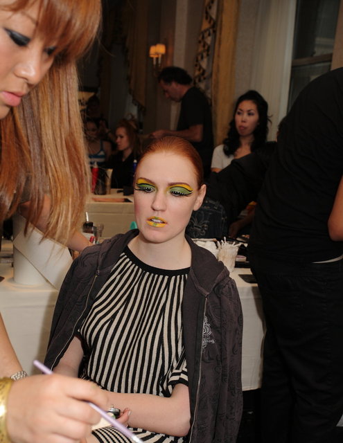 fashionweeksept2009backstage011.JPG