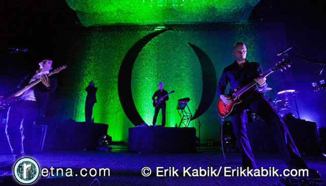 11_21_10_perfect_circle_kabik-6-23.jpg