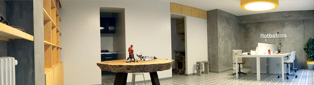 Rotbalans's Office Design
