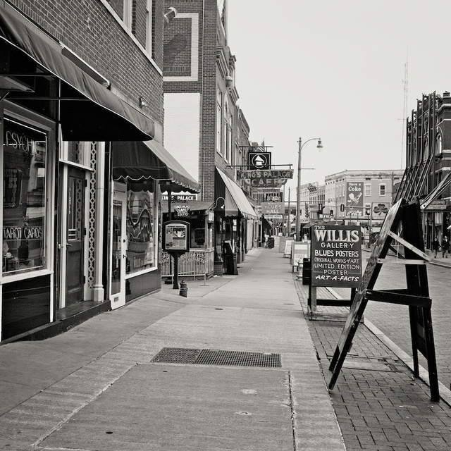 Beale Street sidewalk