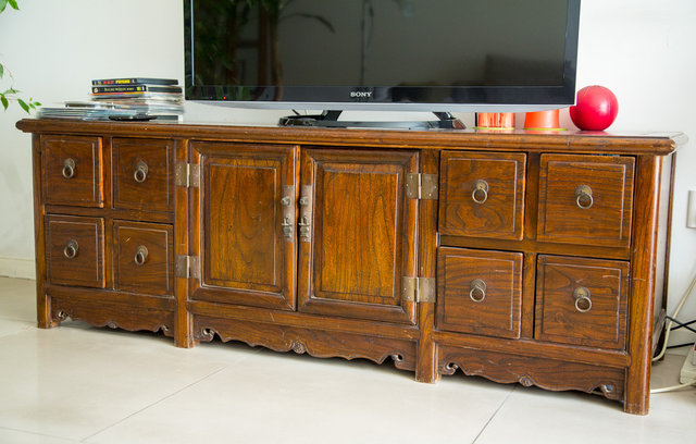 Chinese style wooden TV stand