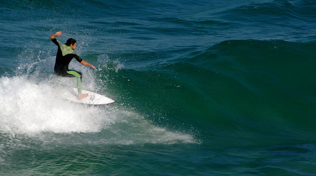 Surfers at Tamarama (12) VB.JPG