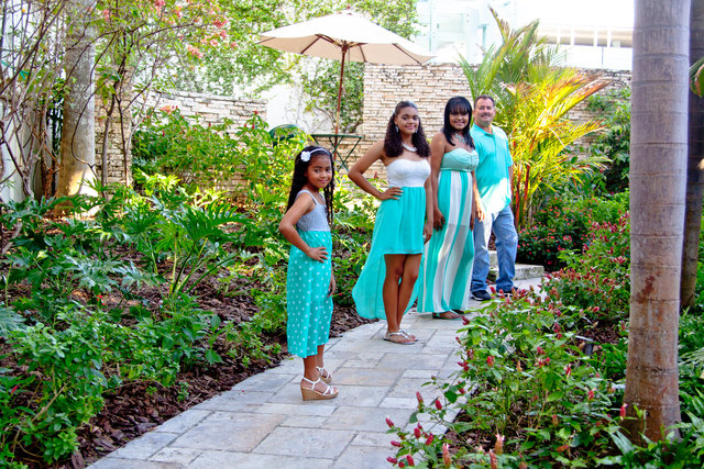 Cherrylyn - Family Portraits-8.jpg