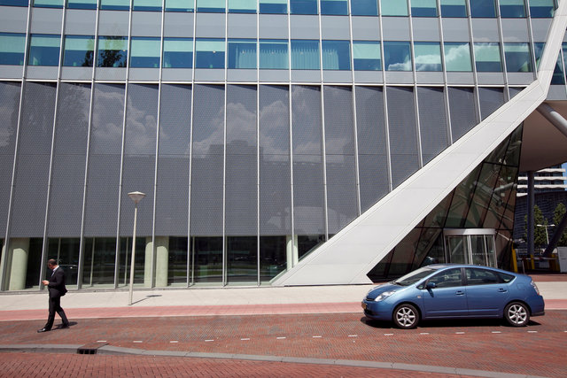 NL_TheHague_Schenkkade_2012_RS-3.jpg