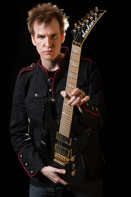 Chris Amott
