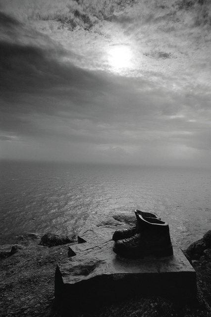 Brodequins de bronze, Cap Finisterre