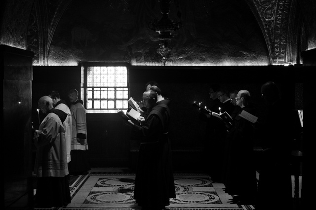 Catholic procession in the Holy Sepulchre
