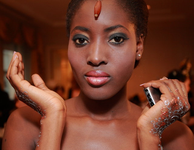 fashionweeksept2009backstage045.JPG