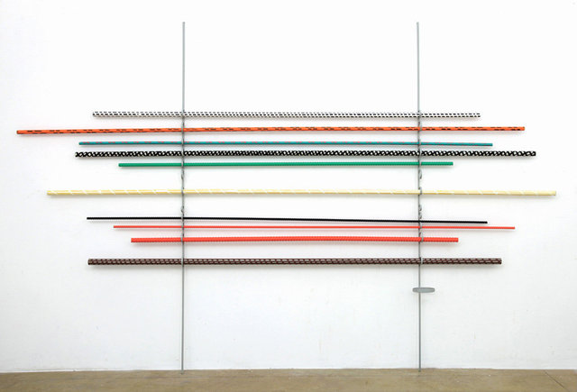 On The Ropes V, 2013, 258 x 365 x 15 cm