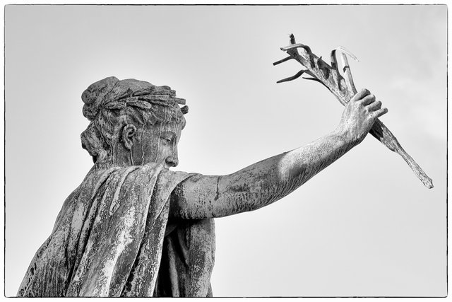 Detail, Alexander Monument, Helsinki, 2013
