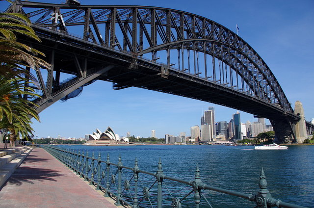 Harbour from Milsons Point, Kirribilli (7) VB.JPG